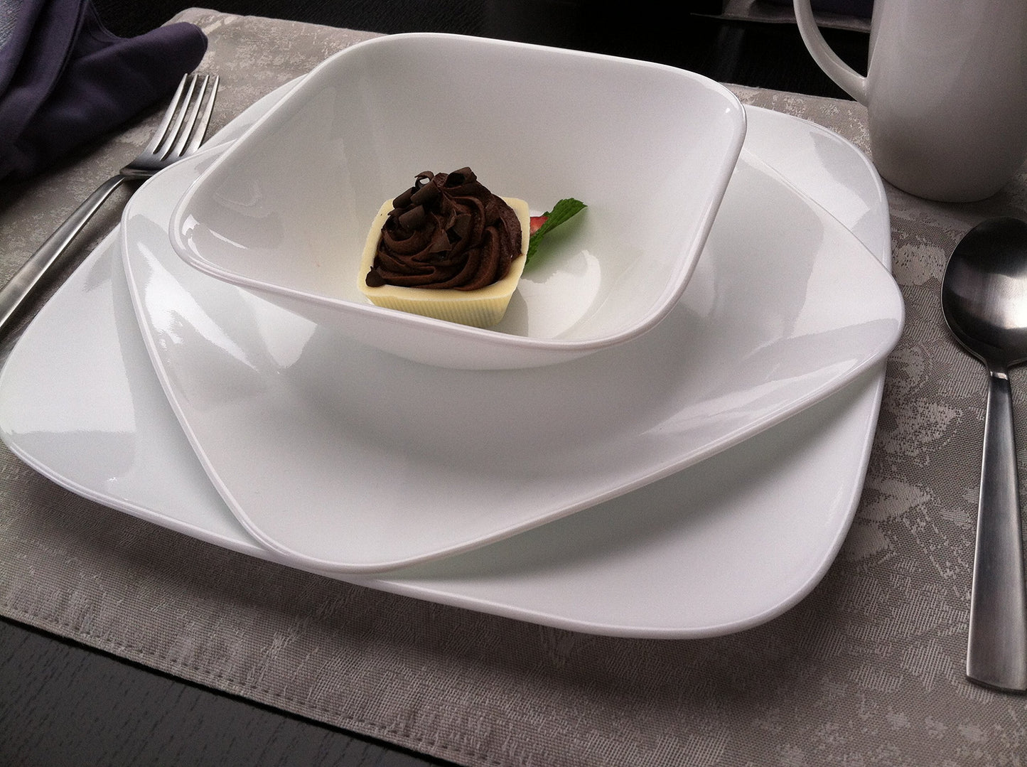 Corelle Square 16-Piece Dinnerware Set, Pure White, Service for 4