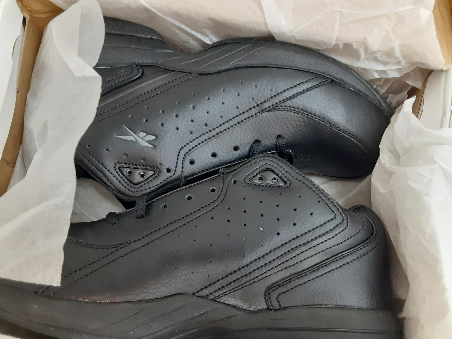 DEFECTS* Reebok ESD Work Shoes, Comp Toe, 865, Size 9.5 Medium