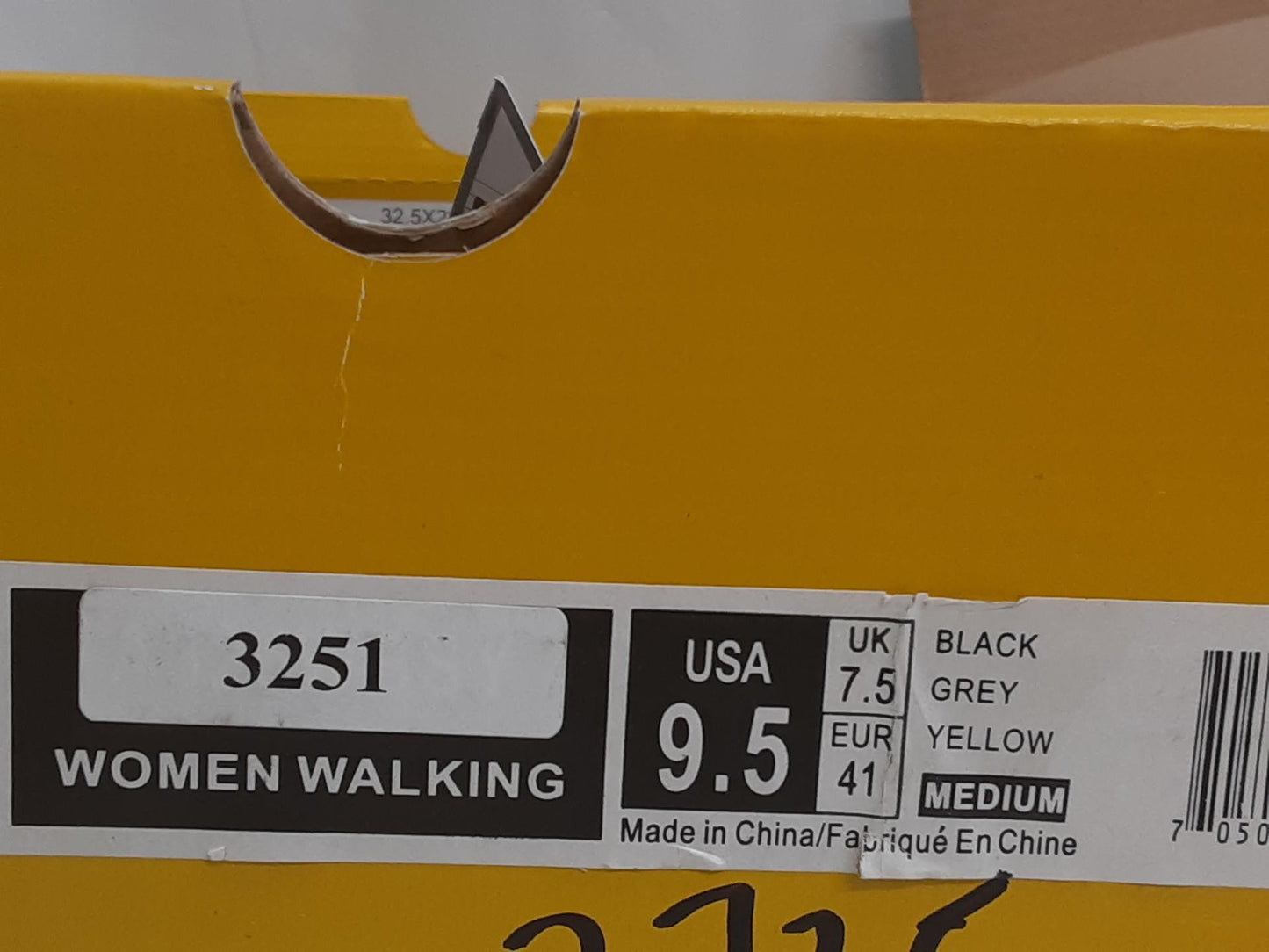 Avia Safety Shoes -WALKER-3251, Black, Size 9.5 Medium, Women, - Slip Resistant