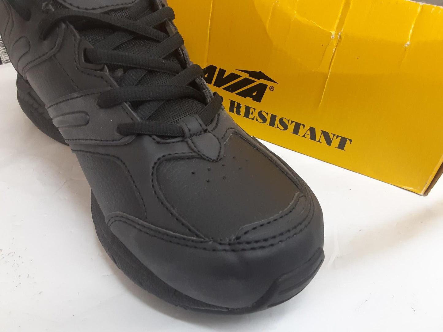 Avia Safety Shoes -WALKER-3251, Black, Size 9.5 Medium, Women, - Slip Resistant