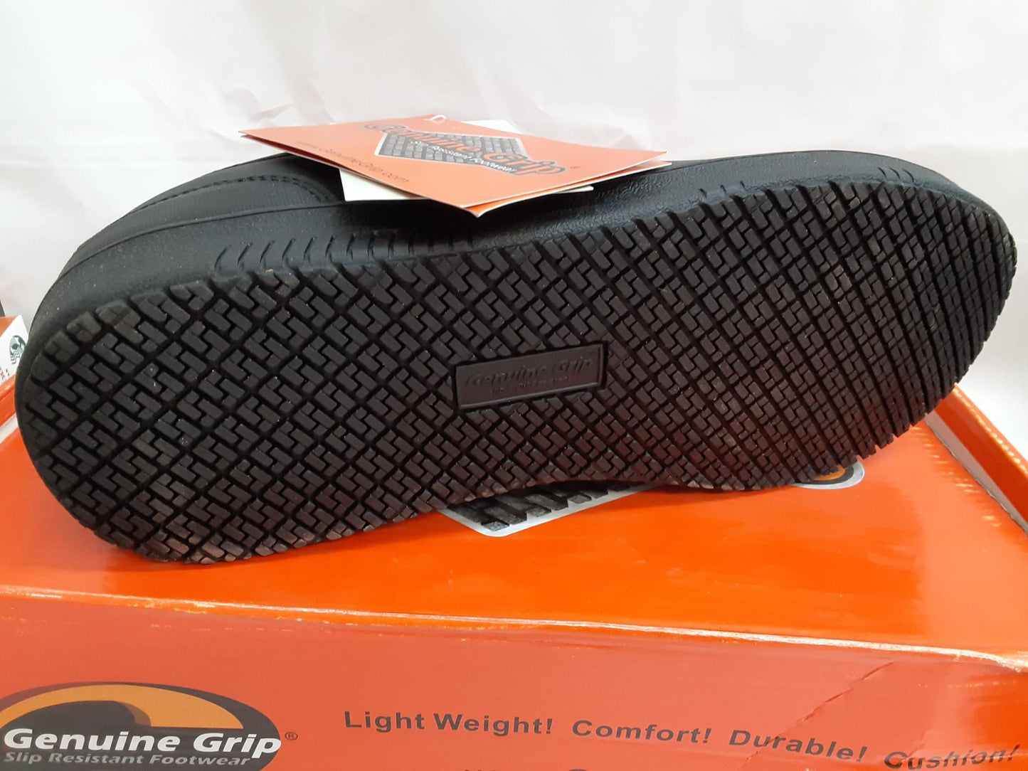Genuine Grip 'Men 2010', Slip Resistant with Comfort- Size 10.5 Wide- Black