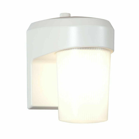 Halo Outdoor Fluorescent Entry & Patio Area Light Dusk to Dawn Open Box