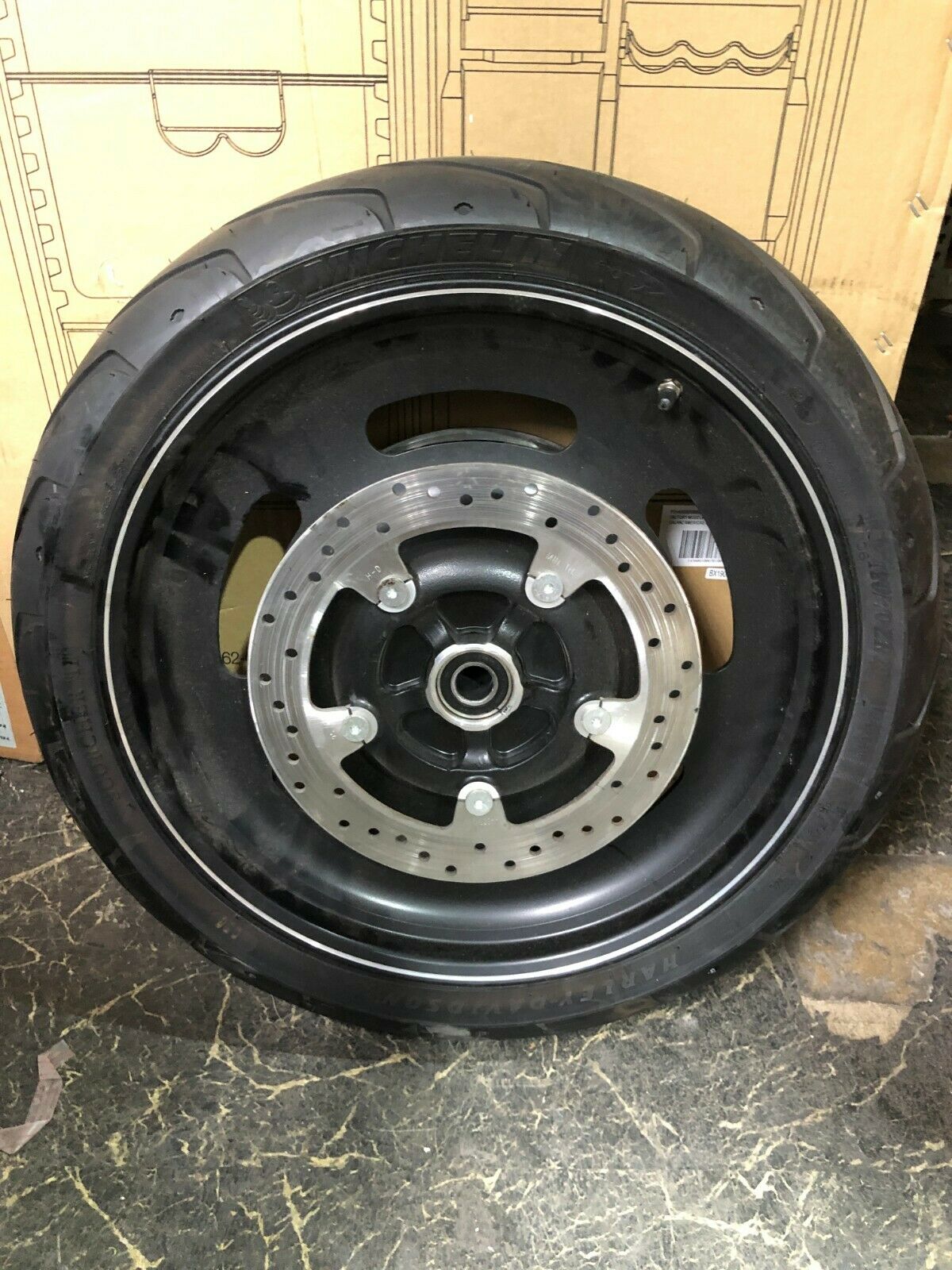 Harley Davidson 19" x 3.0" Front Wheel V-Rod slotted black nightrod READ !