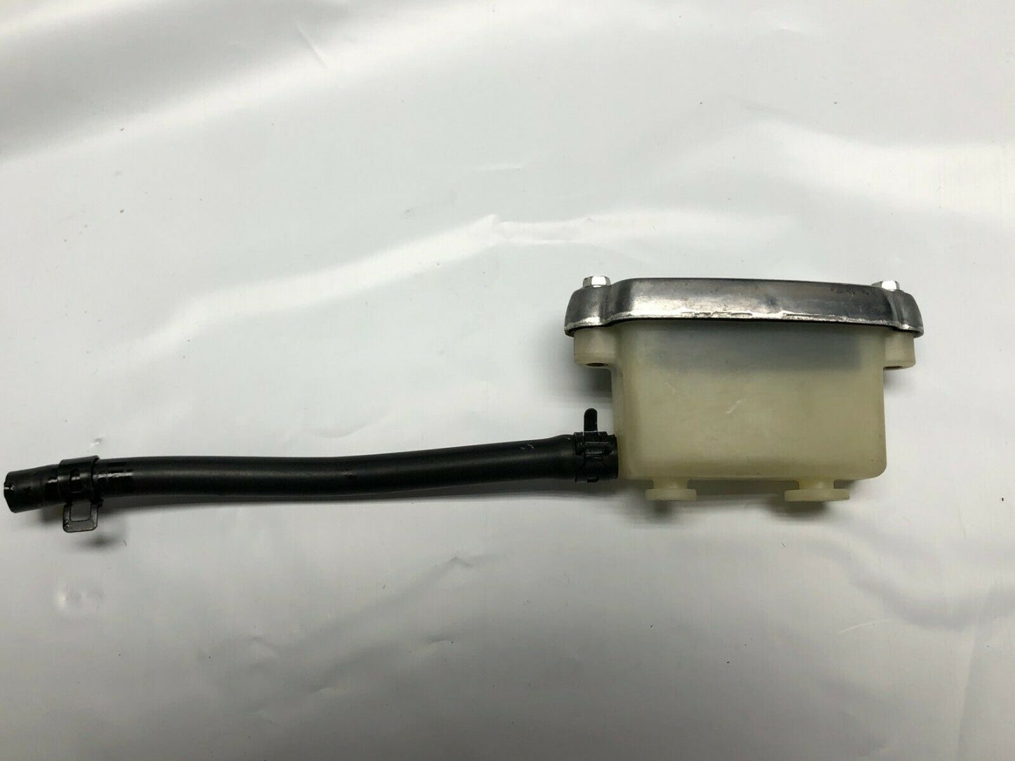 Harley Davidson VROD Muscle and Night Rod Special rear brake reservoir 43914-06