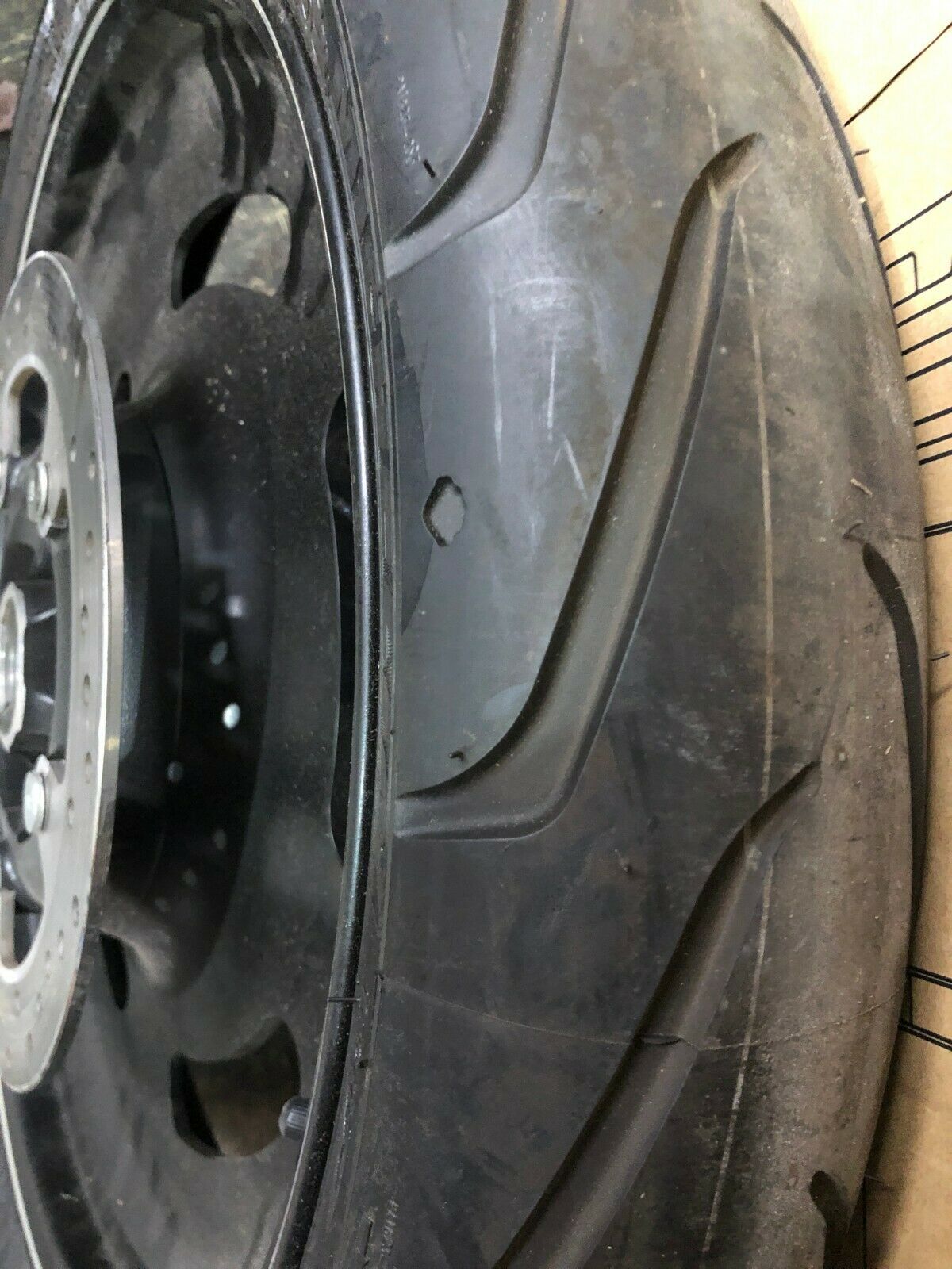 Harley Davidson 19" x 3.0" Front Wheel V-Rod slotted black nightrod READ !