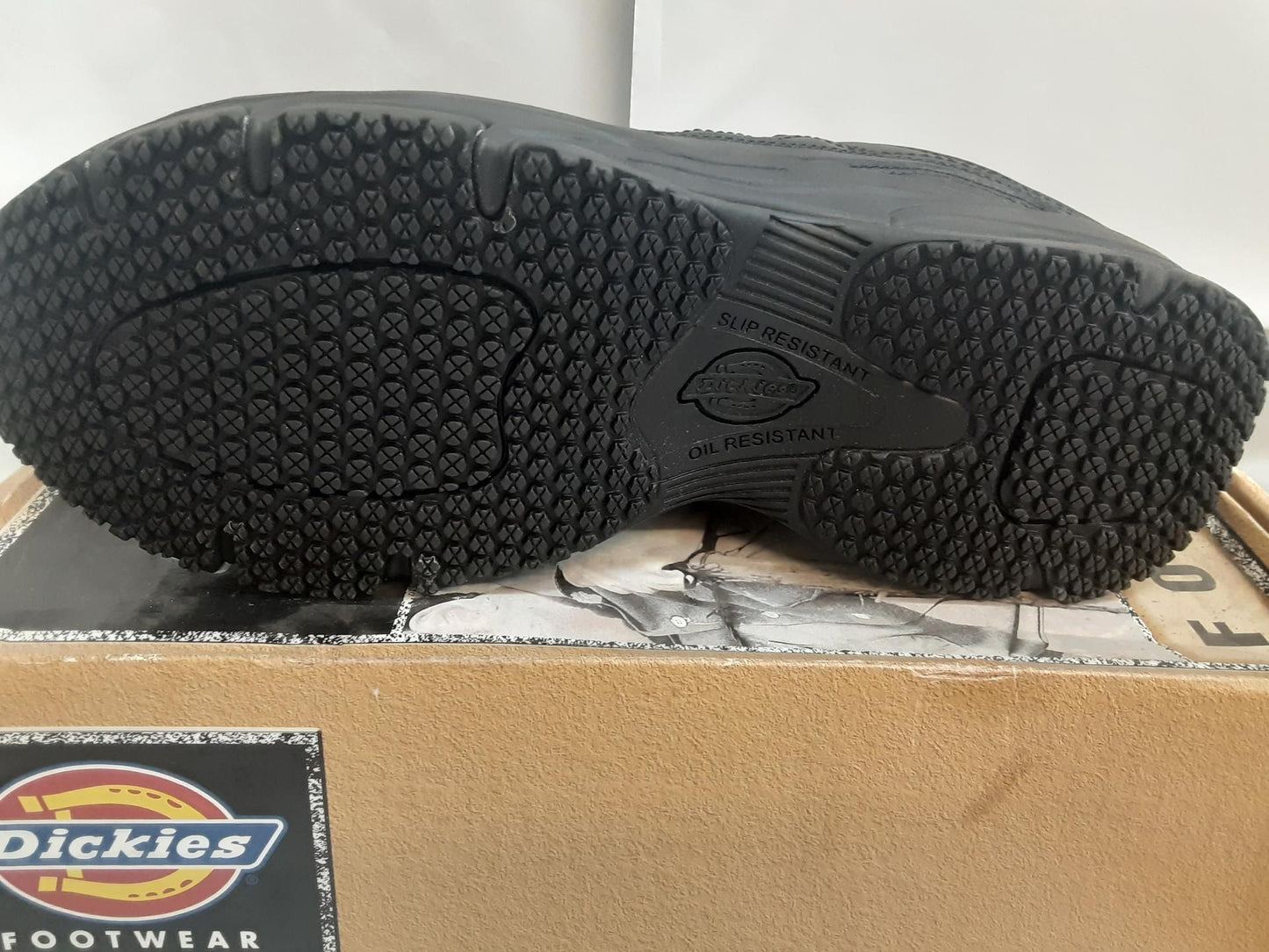 Dickies Footwear Slip Resistant Stretch. 00CD4240, Size 11 Wide, Black