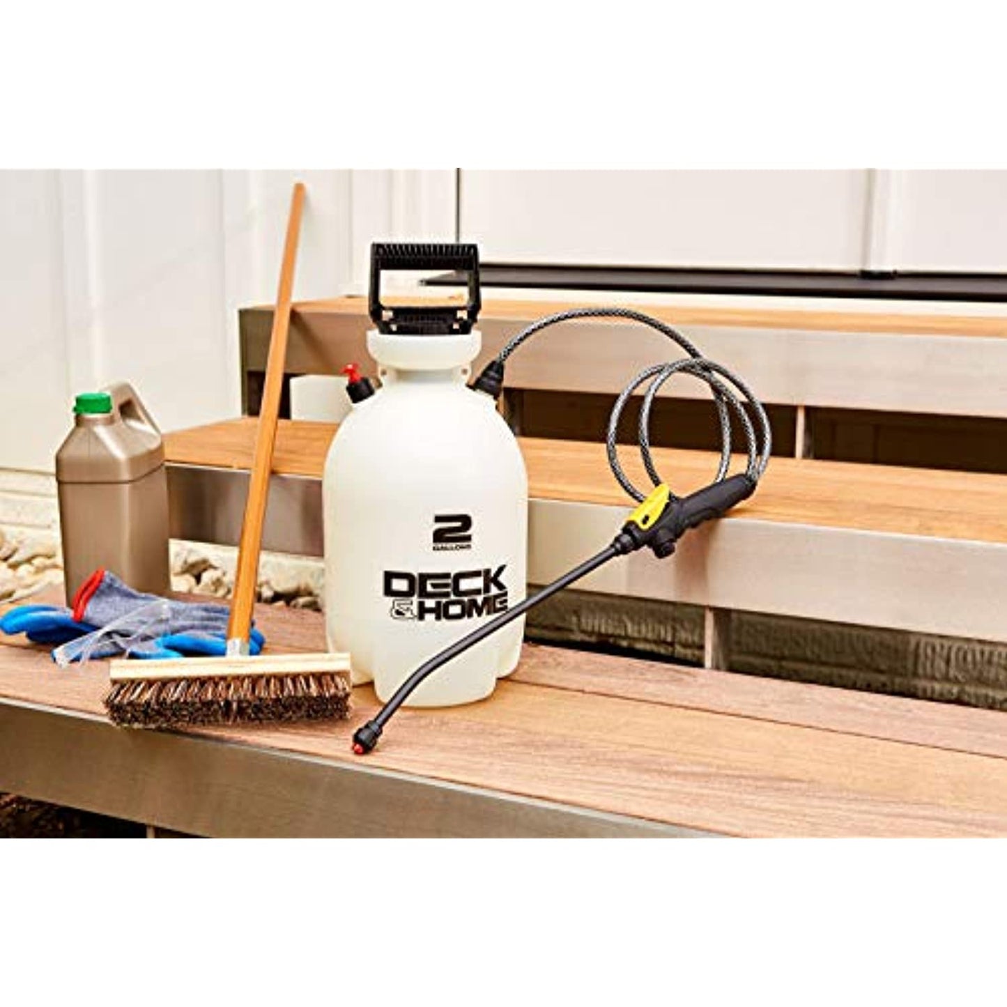 Deck & Home 190399 Universal Sprayer, 2 Gallon