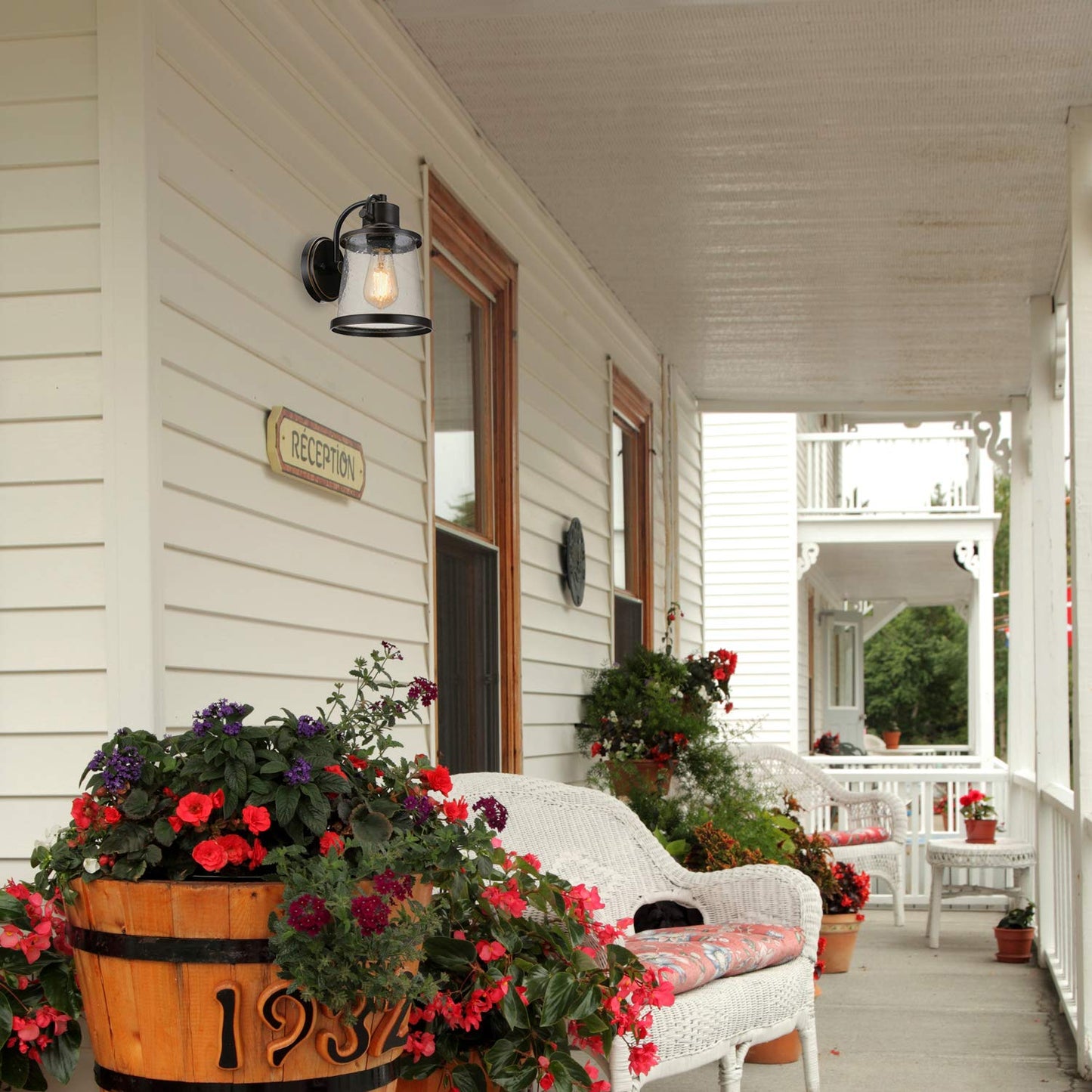 Globe Electric Charlie 1-Light Oil Rubbed Bronze LED Outdoor Wall Mount Sconce with Clear Seeded Glass Shade 44127