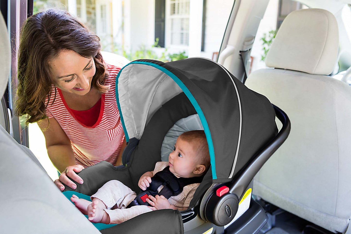 Graco SnugRide 30 Infant Car Seat, Finch