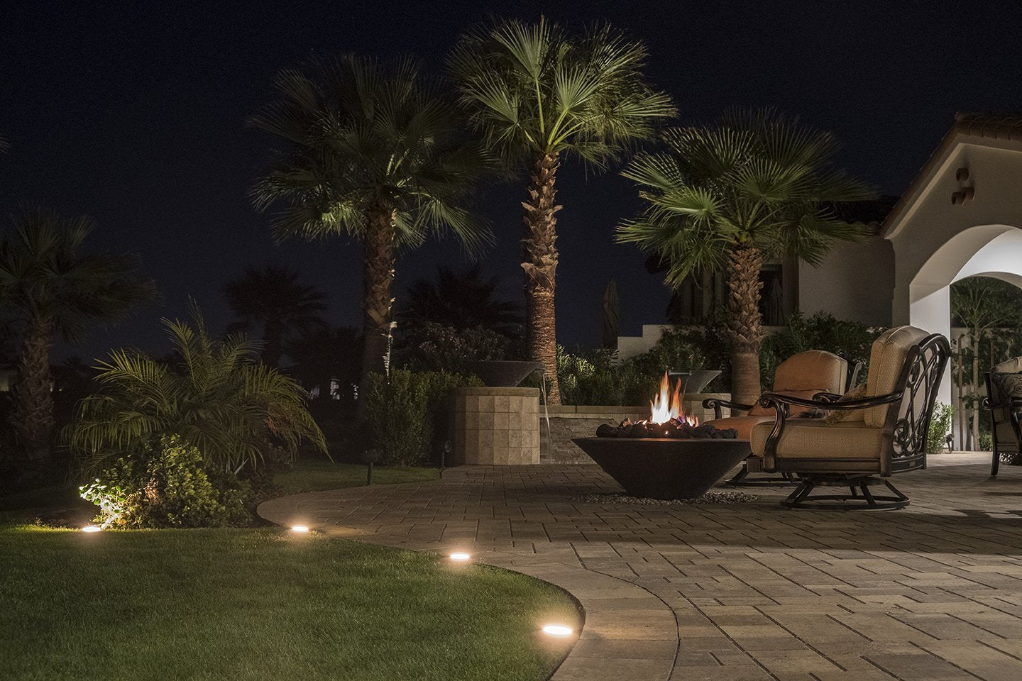 Enbrighten 41017 Seasons LED Landscape Lights (110ft.), Selectable White & Color Changing, 12 Lifetime Pucks, Wireless Remote, Outdoor, Commercial Grade, Weatherproof, Spotlight, Garden, Path Light