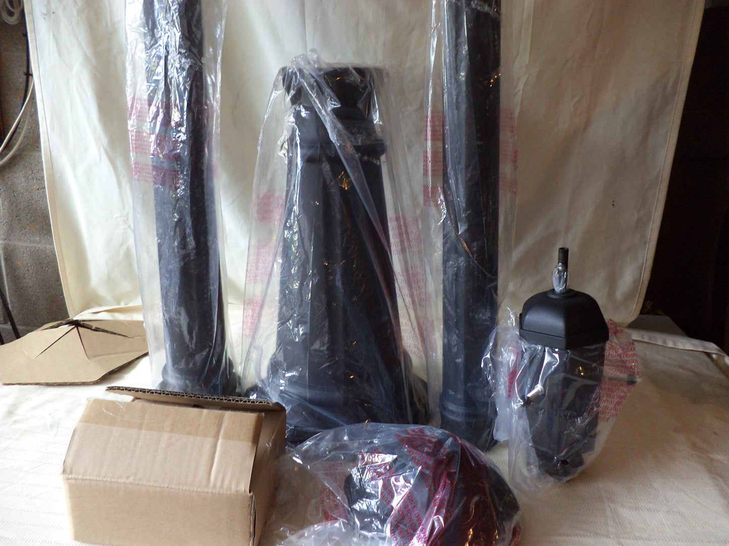 Hampton Bay Outdoor Post Lantern, 1 of the posts is BROKEN