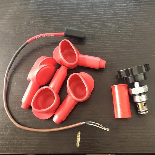 HARDWARE KIT INCLUDES NEEDLE VALVE, 4 BOOTS BATTERY AND SENSOR SPEED