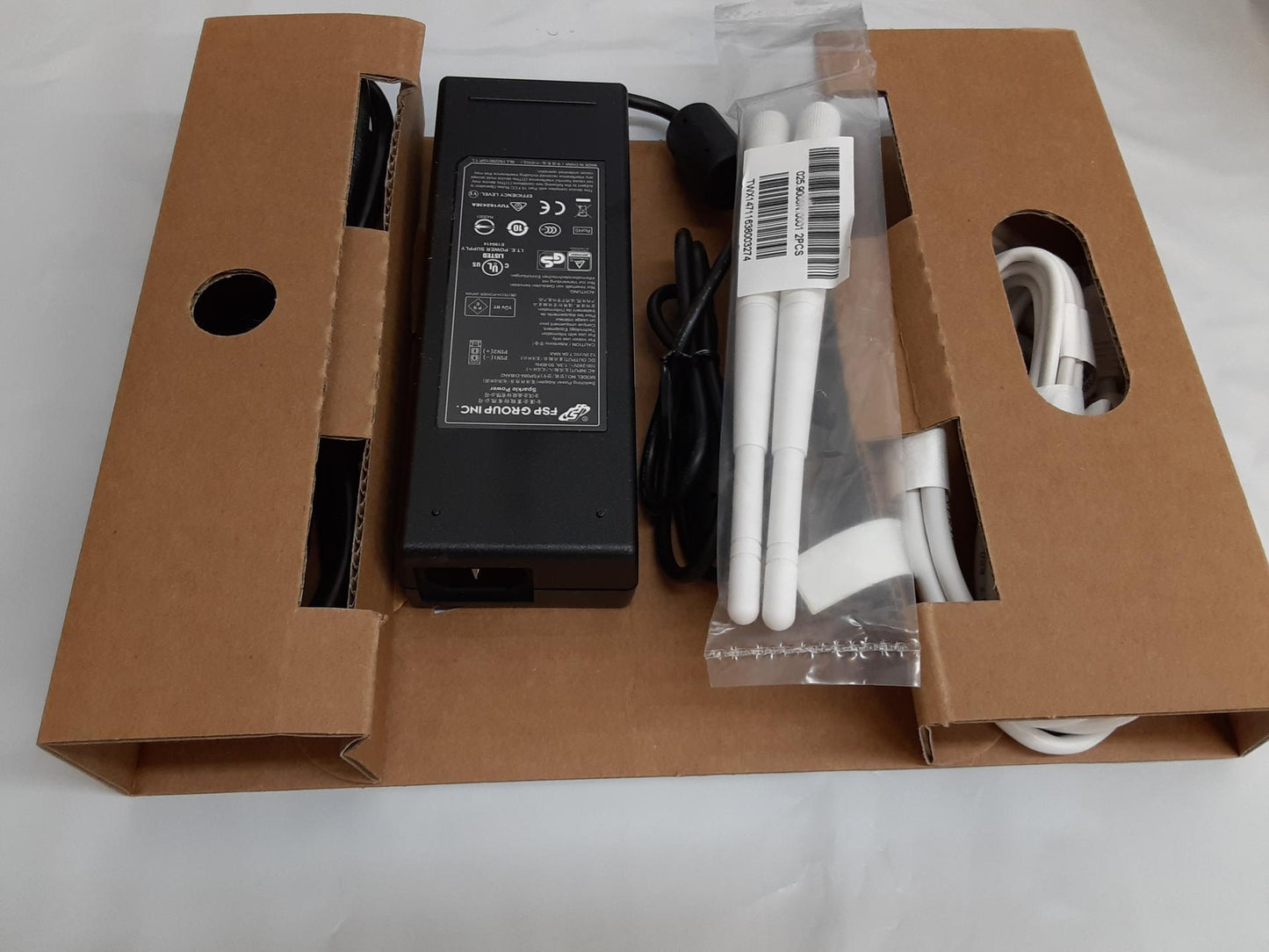 Fortinet | FWF-60D-POE, firewall, wireless