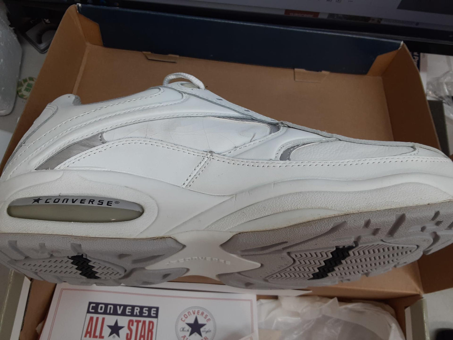 Converse AllStar Supreme Mens White Leather C4340, Size 14 Medium