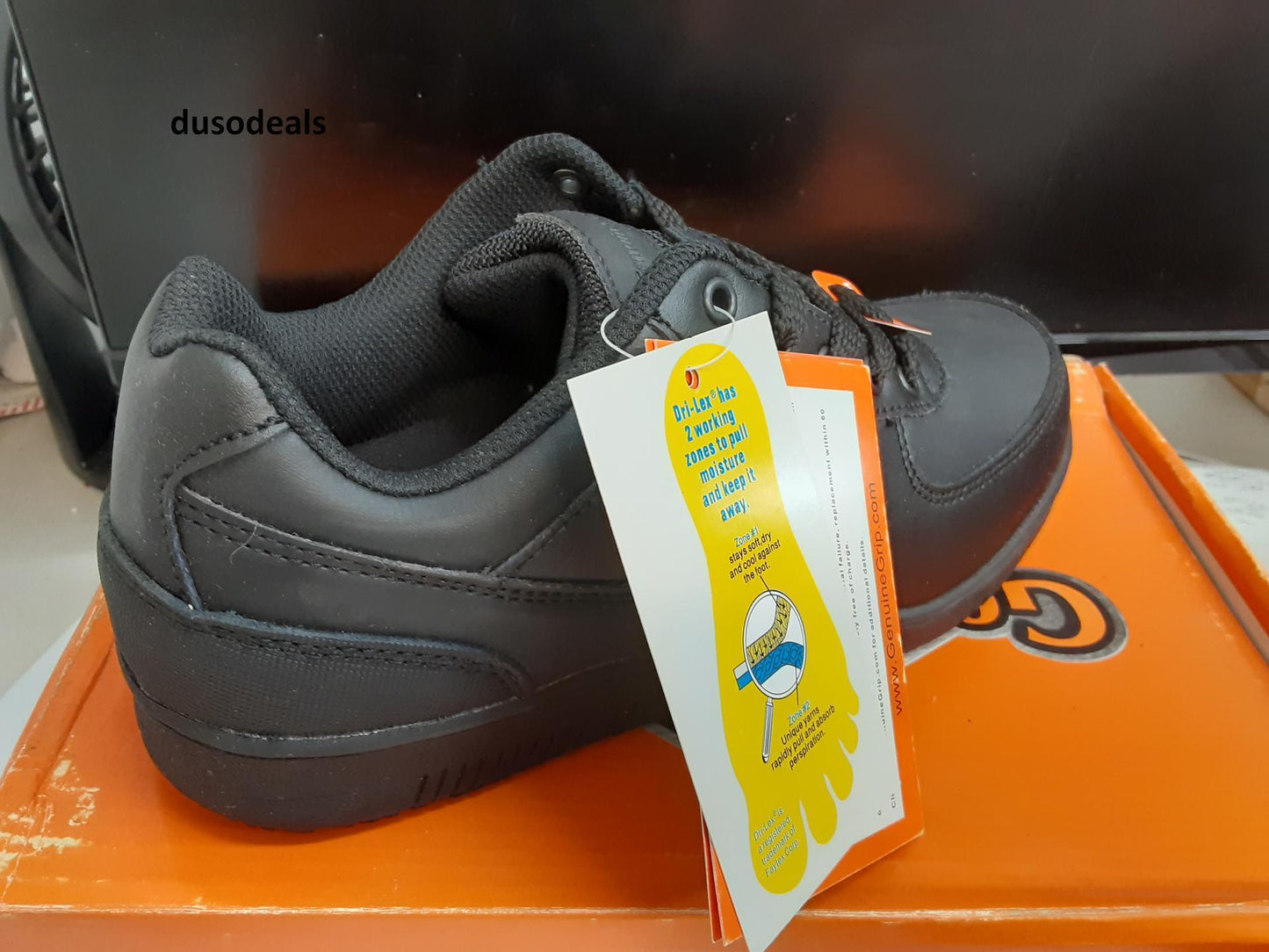 Genuine Grip , SR, Footwear, '2010wide', Unisex sizes Men: 6/Women: 7.5 BLACK