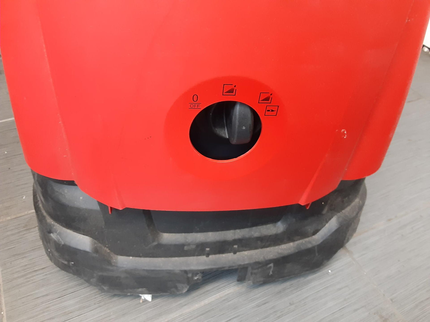 HOT WATER ELECTRIC PRESSURE WASHER - 333 MODEL- MISSING PARTS- USED