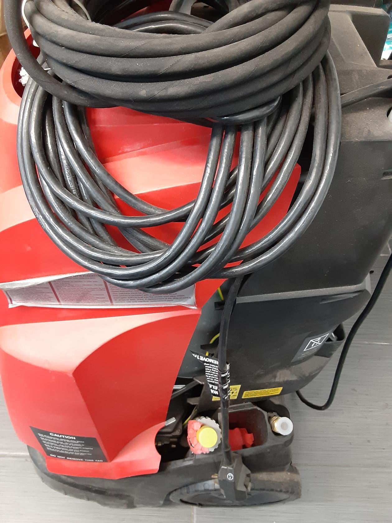 HOT WATER ELECTRIC PRESSURE WASHER - 333 MODEL- MISSING PARTS- USED