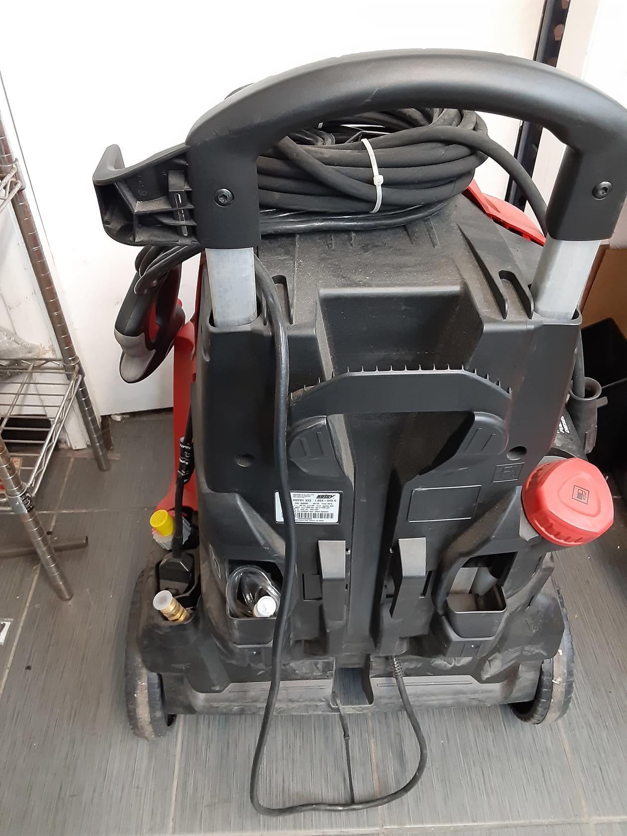 HOT WATER ELECTRIC PRESSURE WASHER - 333 MODEL- MISSING PARTS- USED