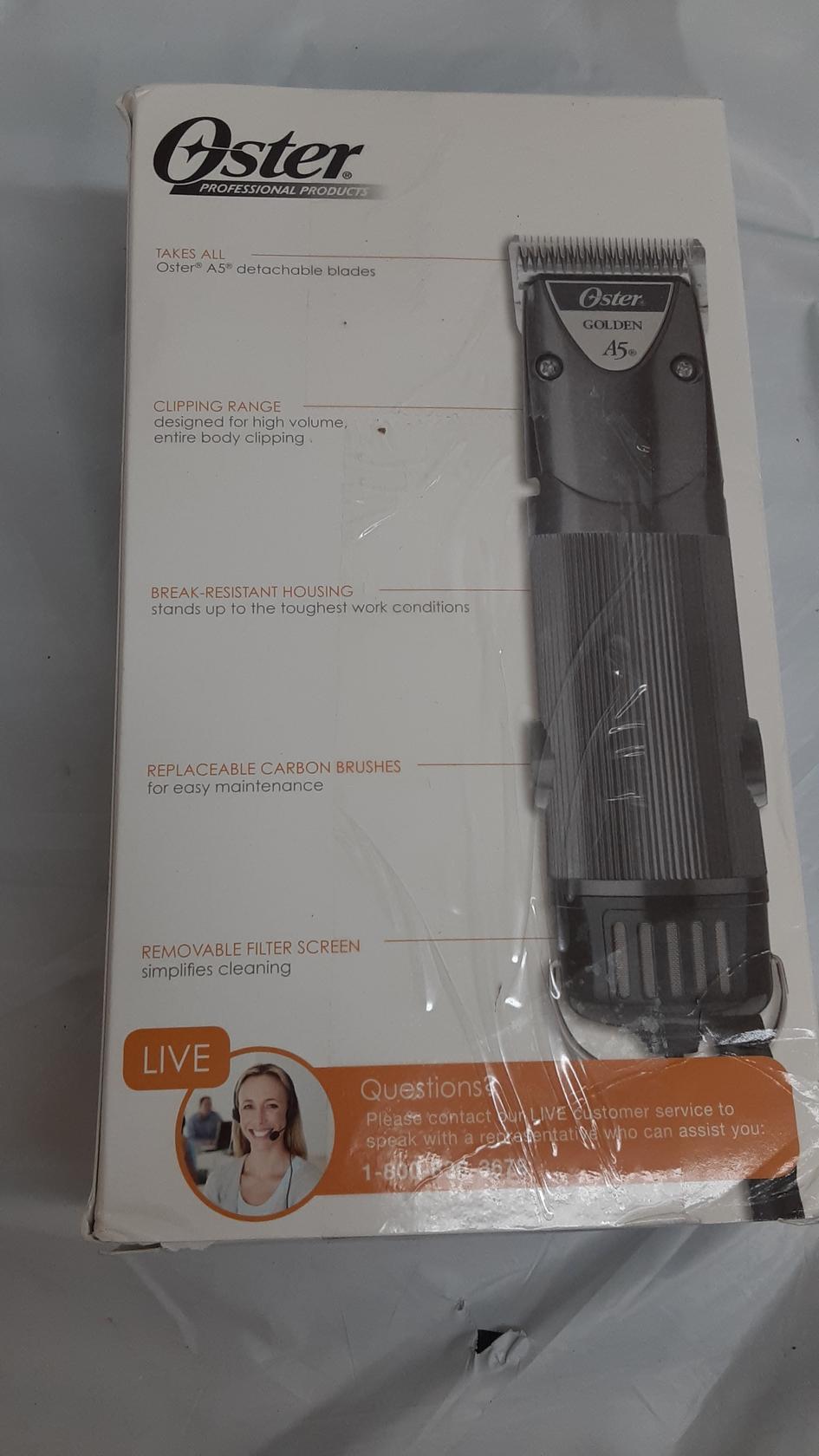 Oster Golden A5 Genuine Clippers with Blade 10/ Carbon Brushes, & Cleaning Oil
