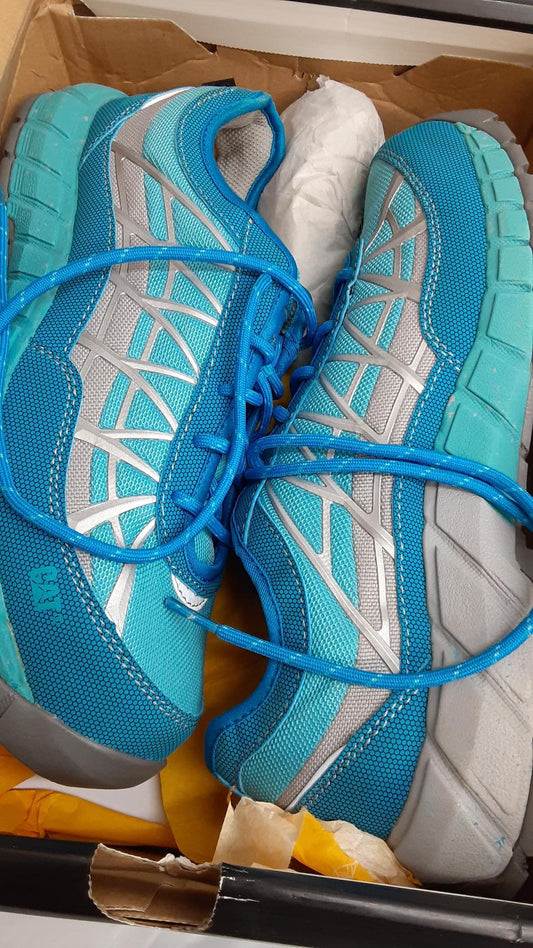 Caterpillar Footwear Connexion, ESD, Slip Resistant, Size 11 Women (Preowned)